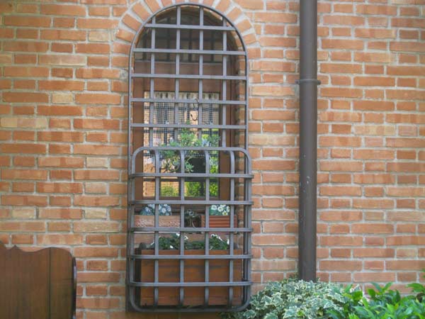 Grate-ferro-Sesto-San-Giovanni